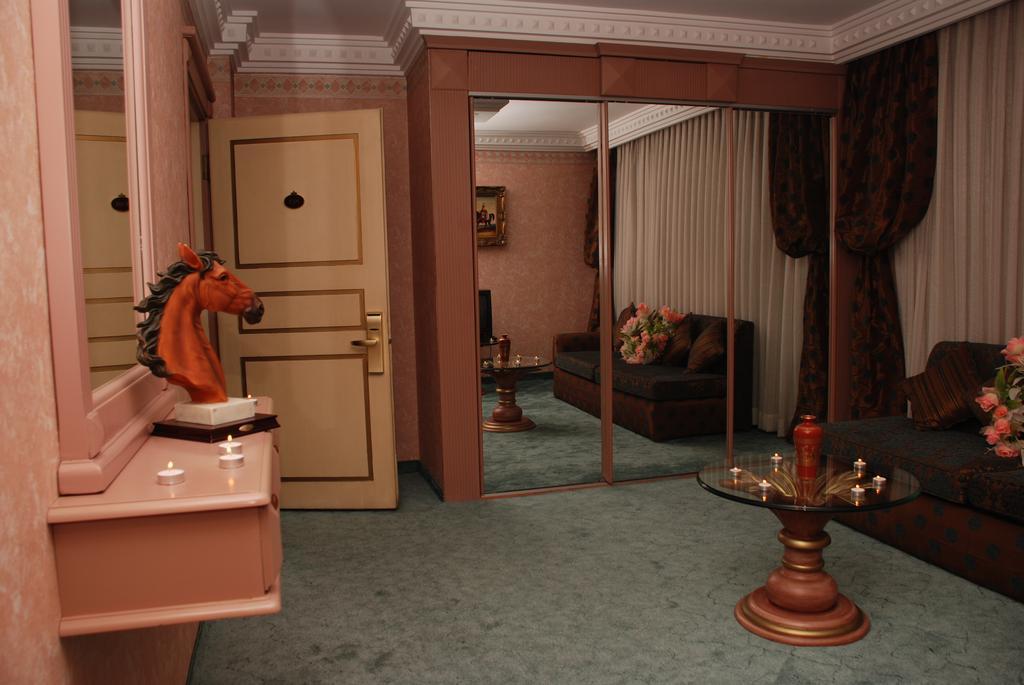 Sozbir Royal Residence Hotel Istanbul Bagian luar foto